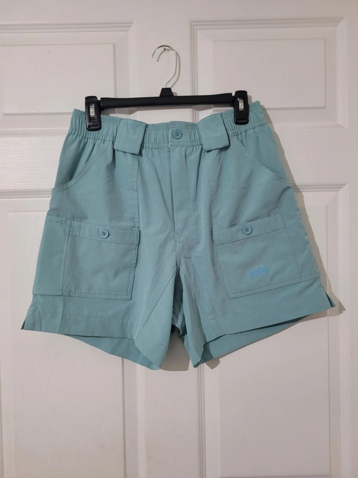 Men Size 32 AFTCO ORIGINALS FISHING Light Blue Cargo ShortsStylish light blue