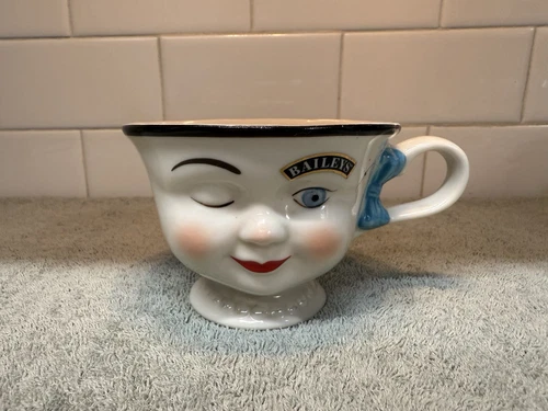 Vintage 1996 Bailey’s Irish Cream YUM Winking Face Tea Cup Mug Limited Edition