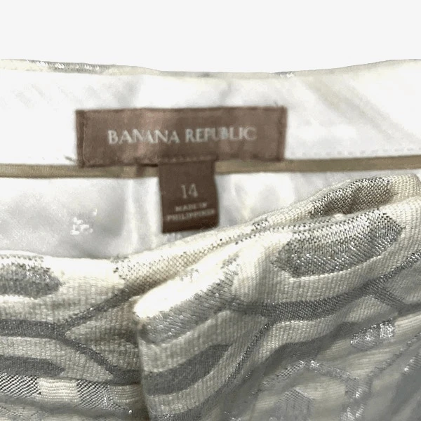 Pantalones Cortos Banana Republic Vintage Mujer Geométricos Frente Plano Beige Plateado Metálico Foto 2 de 4