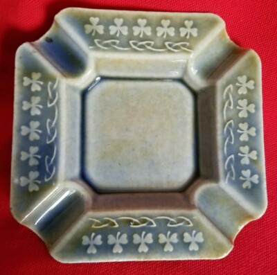 Wade Irish Porcelain Ash Tray w/clovers and Irish knot design - Made in Ireland 