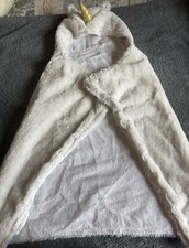 Pottery Barn Kids BabyToddler Hooded Bath White Towel Unicorn Plush Soft Cotton