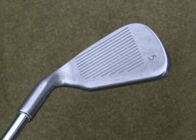 LIE ♡ Neil Lane Artistry Cushion-Cut Lab-Grown Diamond Engagement Ring 5