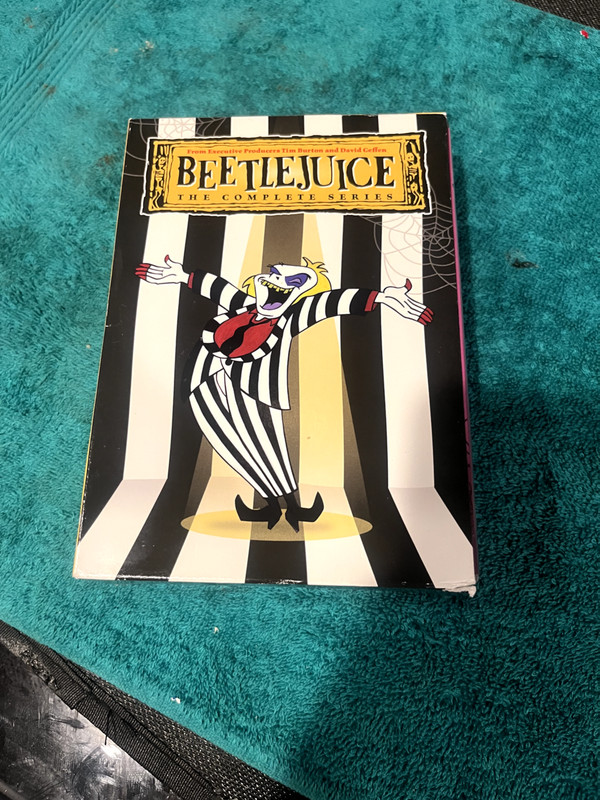 BEETLEJUICE the Complete Series Seasons 1-4 (DVD 12-Disc Box Set) - Beetle Juice