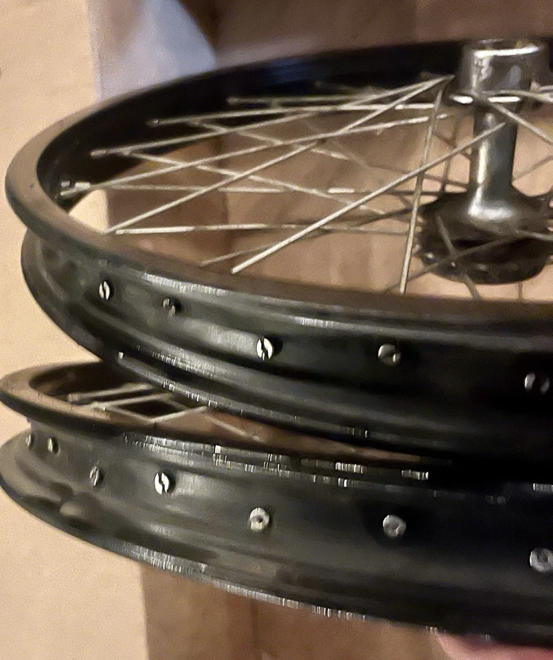 Cubos de prata Old School BMX Black Acs Z Wheels - Imagem 4 de 4