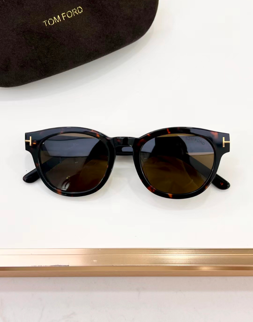 Tom Ford Bryan Sunglasses TF590 Havana/Brown 51-21-145mm With Case
