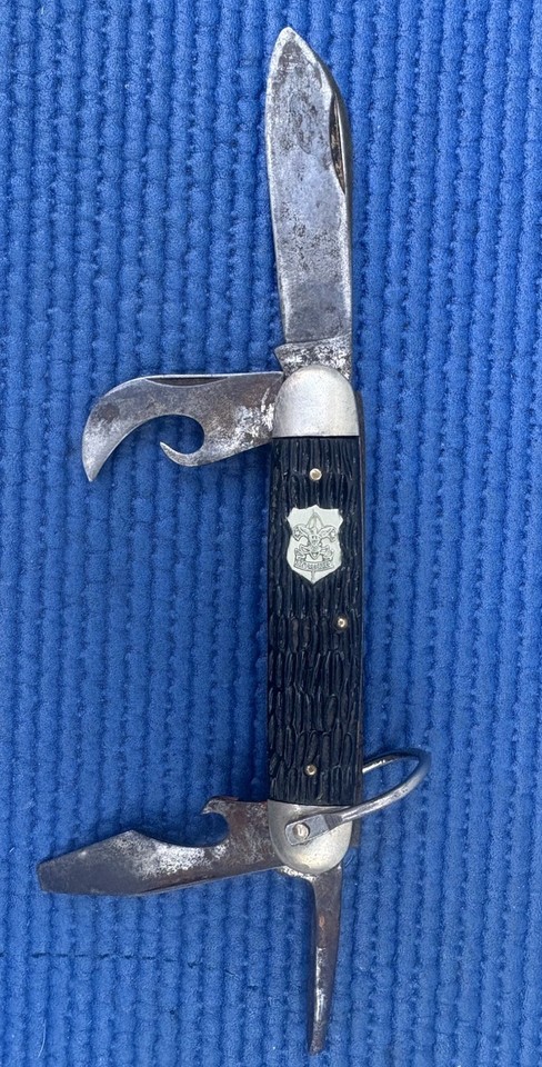 A 1946–1956 Boy Scouts BSA Imperial 4-blade multi-tool — a slice of mid-century Americana that doubles as a bonafide collector's piece.