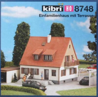 Maison Avec Piscine Kibri 8702 - Modèle Réduit Architecture - Échelle HO - Neuf (boîte Ouverte)