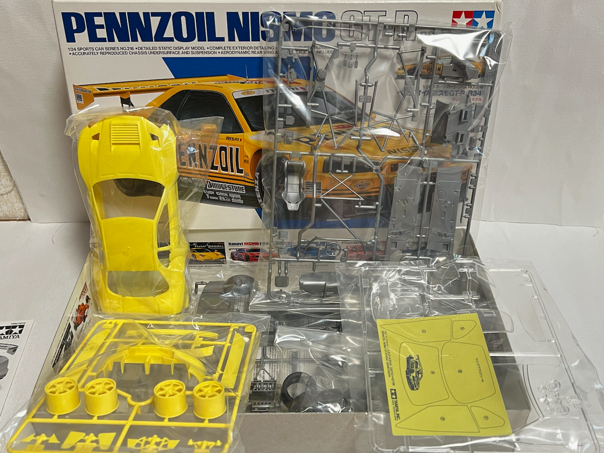 TAMIYA 1/24 NISSAN PENNZOIL NISMO GT-R (R34) Plastic Model TAMIYA 1/24 NISSAN PENNZOIL NISMO GT-R (R34) Plastic Model