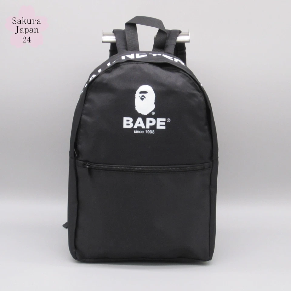 Mochila BAPE A Bathing Ape APE HEAD Logo Negra 2019 AW Revista Regalo Gratis Foto 2 de 4