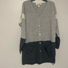 Vintage Jones New York V-Neck Button Long Line Sweater - Size M