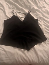 Black Solid Adjustable Strap Sleeveless V-Neck Women's Camisole Tank Top