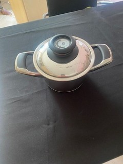 AMC Topf Induktion geeignet gebraucht 14 cm Durchmesser 11 cm hoch 2 Liter