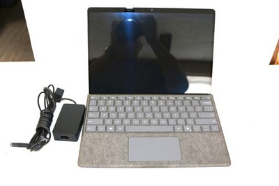 Microsoft Surface Pro, Copilot+ PC, 13'' 11th Edition, 16GB RAM, 512GB, SSD. 