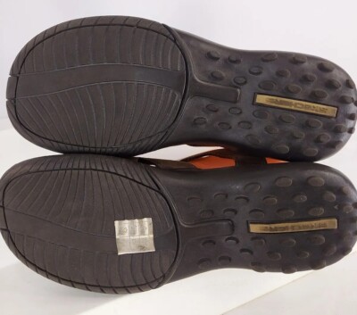 Skechers Leather Sandals Size 7 Dark Brown Upper Buckle  display picture 1