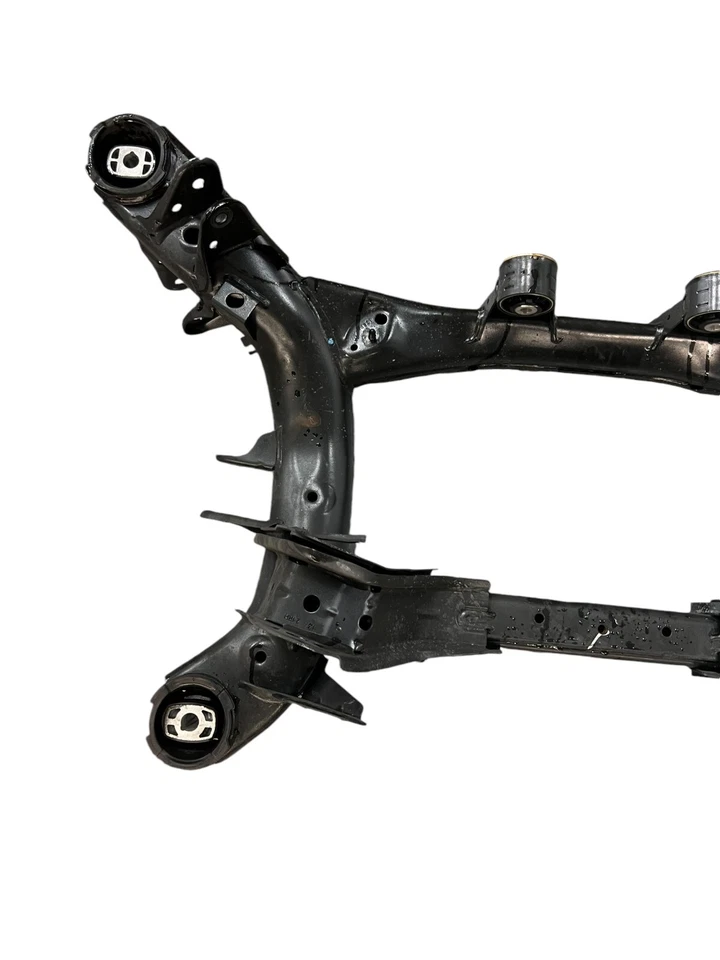 2018-2021 BMW X3 G01 REAR SUBFRAME SUB FRAME CROSSMEMBER OEM - Image 3 of 4