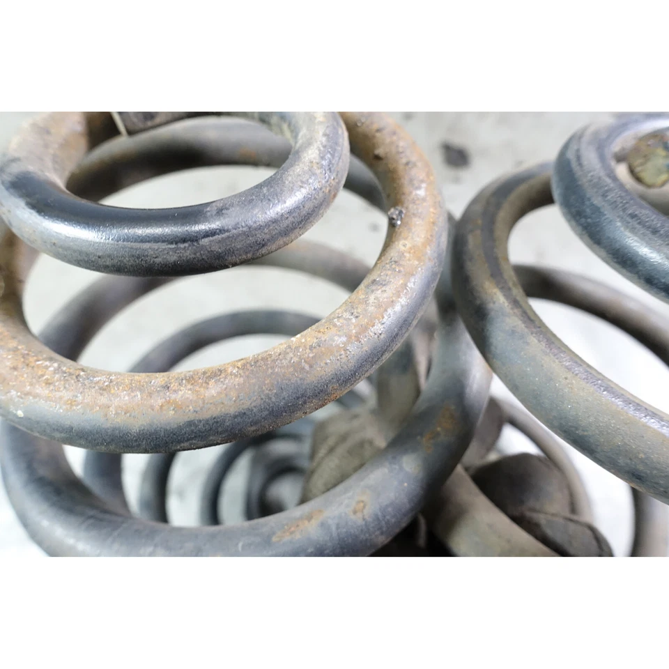 84-87 宝马 E30 325e 325i 工厂后轴线圈枪管弹簧对左右原始设备制造商 — 第 4/4 张图片