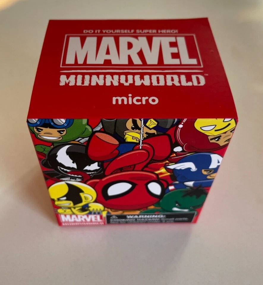 Spider-Man | Kidrobot Marvel Series 1 - Munnyworld Mini 3" Vinyl Figure - Image 2 of 4