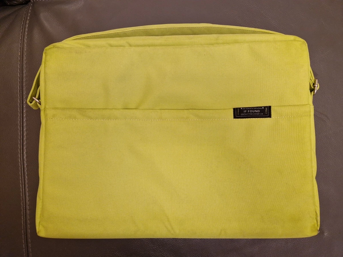 Tech geeks laptop outlet tote bag