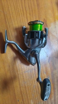Shimano Twin Power 3000HGM Spinning Reel Used, Minor scratches