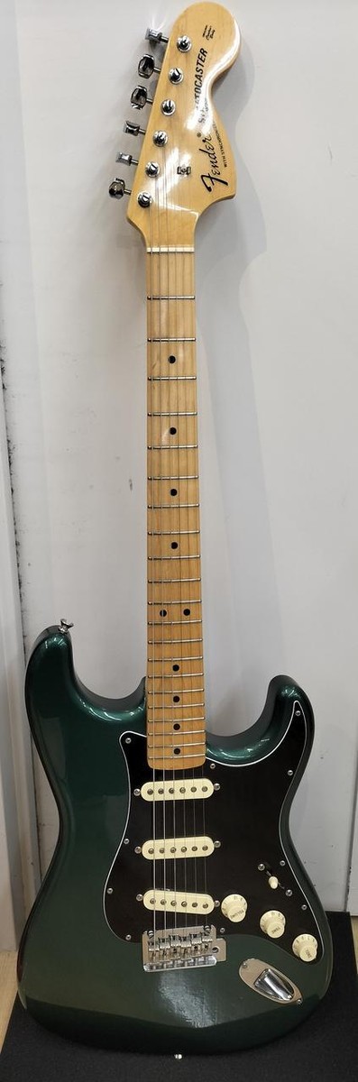 FENDER Stratocaster Type Fender MIJ Hybrid 68S Electric