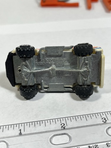 Kidco 1980 Burnin Key Cars Honcho 4x4 & Firebird Stock Racer & 4 Key Chains - Picture 15 of 15