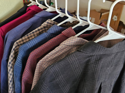 8 Van Heusen Short/Long Sleeved Dress Shirts Mens XLT Button, Some Wrinkle Free!
