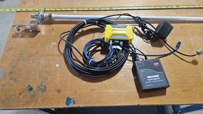 AIS RX CARBON AIS RECIEVER, OPEN GEAR 5002 CONSOLE MANAGER, ACM CX4-3 DIPOLE ANT