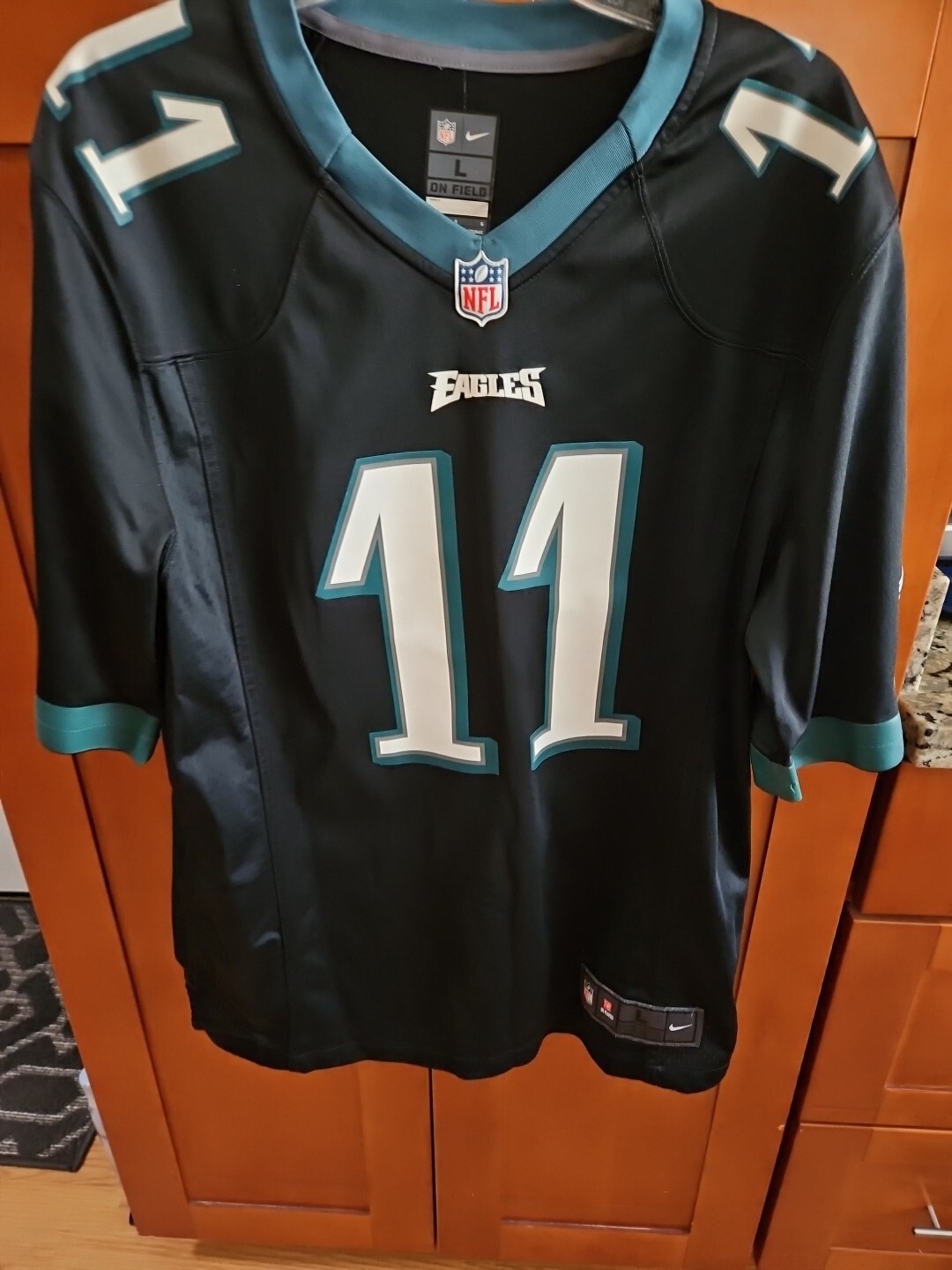 Nike Philadelphia Eagles Carson Wentz #11 Mens Size Large Jersey On Field NFL