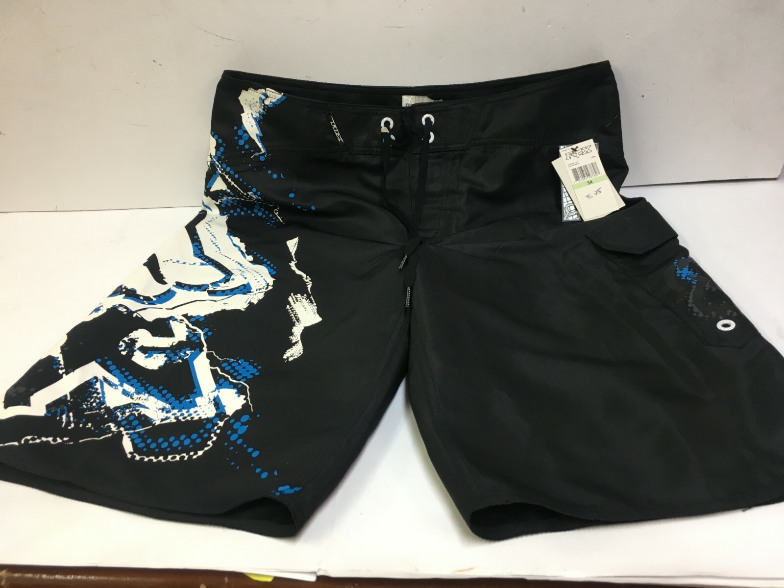 Picture 1 of 2