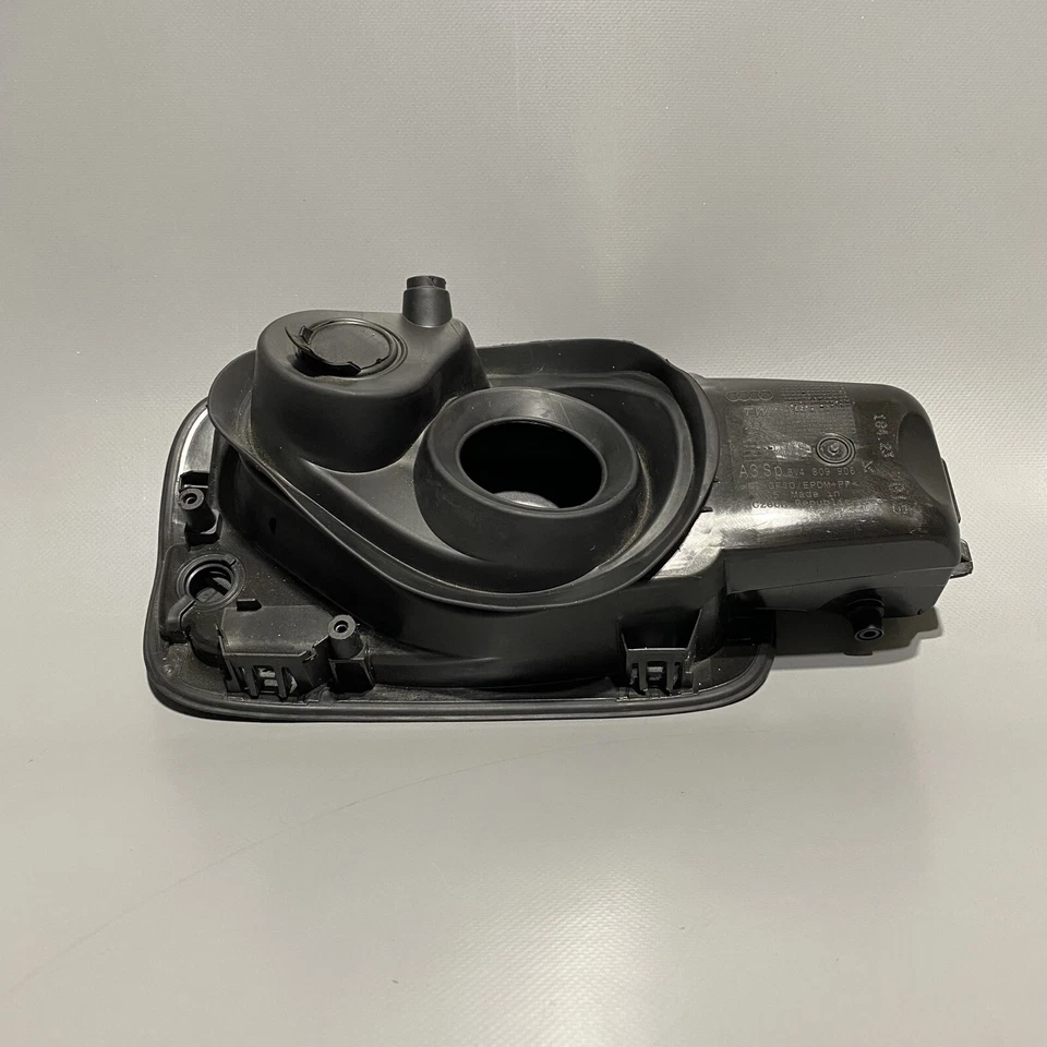 AUDI A3 SPORTBACK E TRON BOLSILLO DE COMBUSTIBLE 2016 2017 2018 OEM 8V4809906K Foto 4 de 4