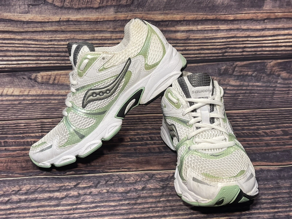 Saucony Womens Grid Ignition XT600 15002 1 White Running Shoes Sneakers Size 7