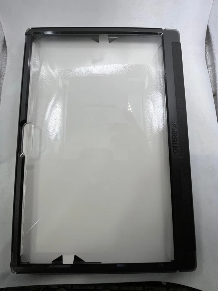 OtterBox Symmetry Folio Case for Microsoft Surface Pro 7/ Pro 6/ Pro 5/ Pro LTE - Image 4 of 4