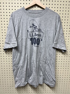 L L Bean Men's Size Large Gray T-shirt Short Sleeve Fly Fishing