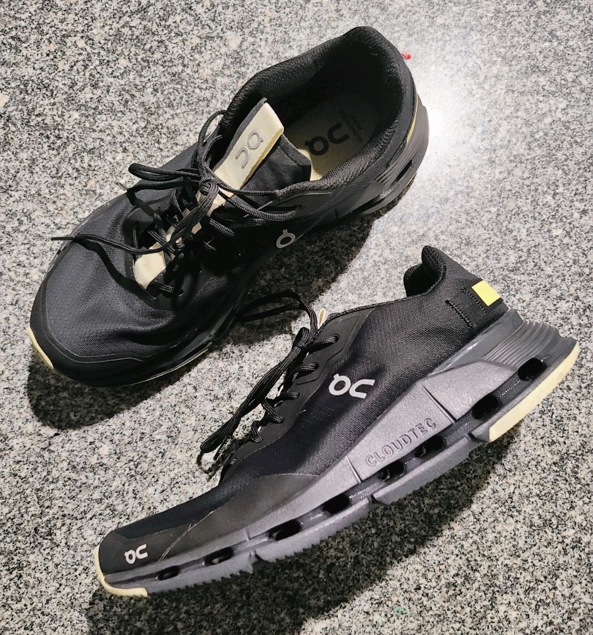 ON CLOUD CLOUDNOVA CLOUDTEC Form Running Athletic… - image 1