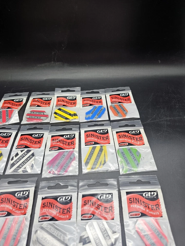 Dart Flights GLD Siniestro Lote de (24) Paquetes de 3 Nuevo de Lote Antiguo Delgado Foto 3 de 4