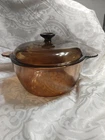 VTG. Pyrex VISIONS 4.5L Amber Glass Casserole With Lid cookware