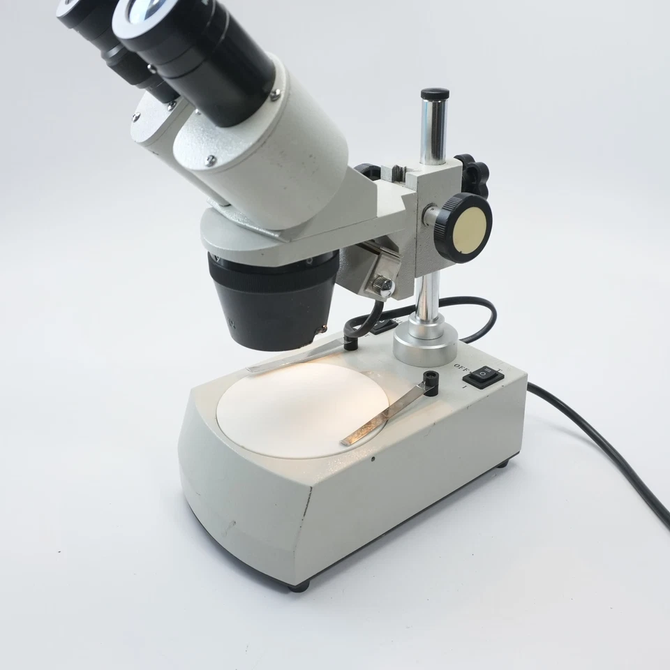 Microscópico Estéreo 1x/3x con oculares wf15x/15 y ancho ajustable Foto 2 de 4