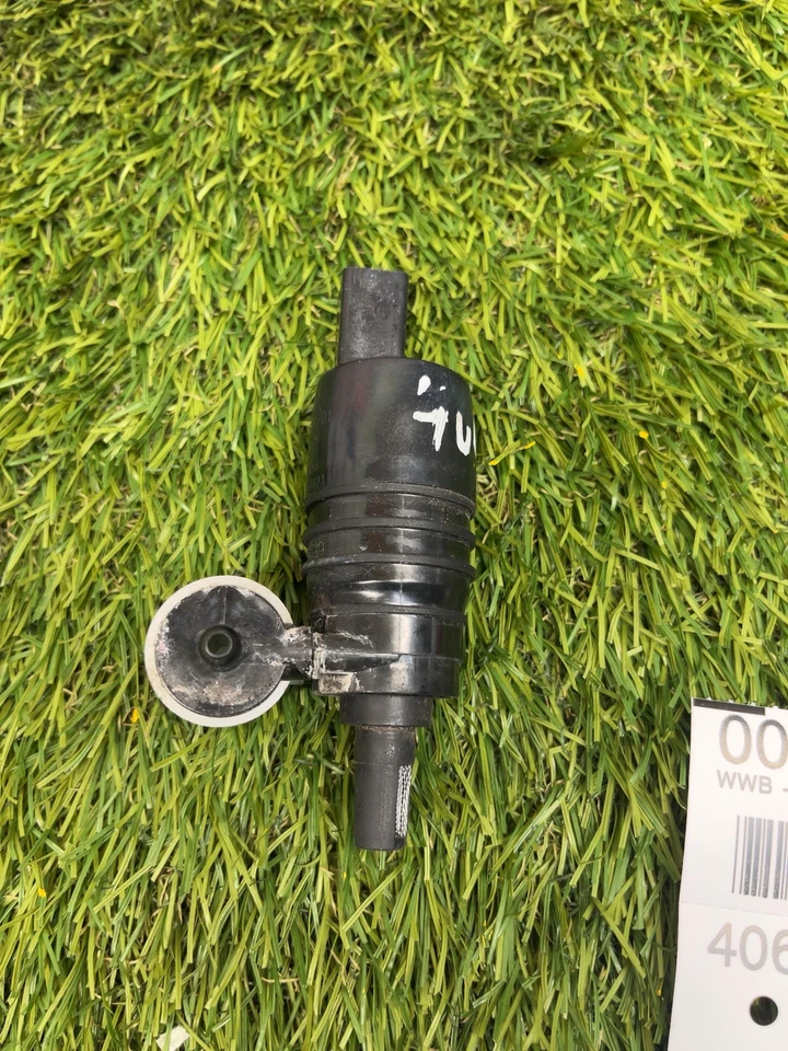 Botella lavadora BMW X1 16 17 18 19 20 21 22 Foto 4 de 4