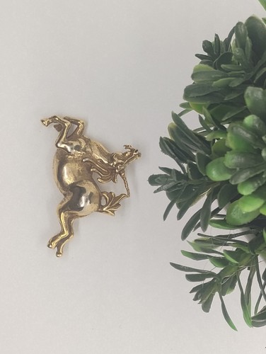 Signed Unicorn MMA RARE FIND Vintage Gold Brooch Pin Pendant