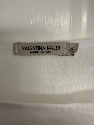 Valentina Naldi Linen Top White Lagenlook 1X Italy 22088 Embroidered Holes - Picture 4 of 10