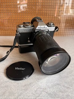 Minolta XD7 fotocamera reflex Vivitar 28 210 mm macro focusing zoom 1:3.5 5.6