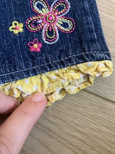 Vtg Baby girls 24 Months Denim Capri Pedal Pushers Embroidered Yellow polka dots - Picture 3 of 10