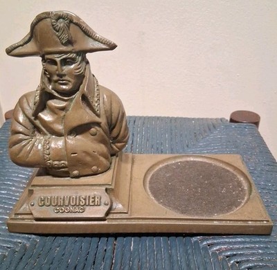 NAPOLEON COURVOISIER COGNAC BUST