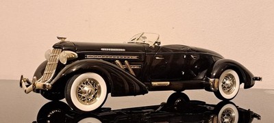 Maßstab 1:18 1935 Auburn 851 Speedster Supercharged American Classic Diecast Modell