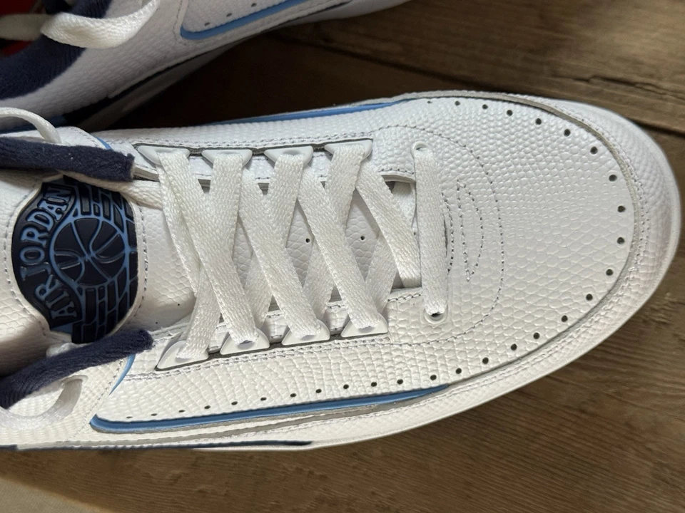 Nike Air Jordan 2 Retro Para hombres Talla 10 Bajo Medianoche Azul Marino 2016 UNC 832819-107 Foto 2 de 4