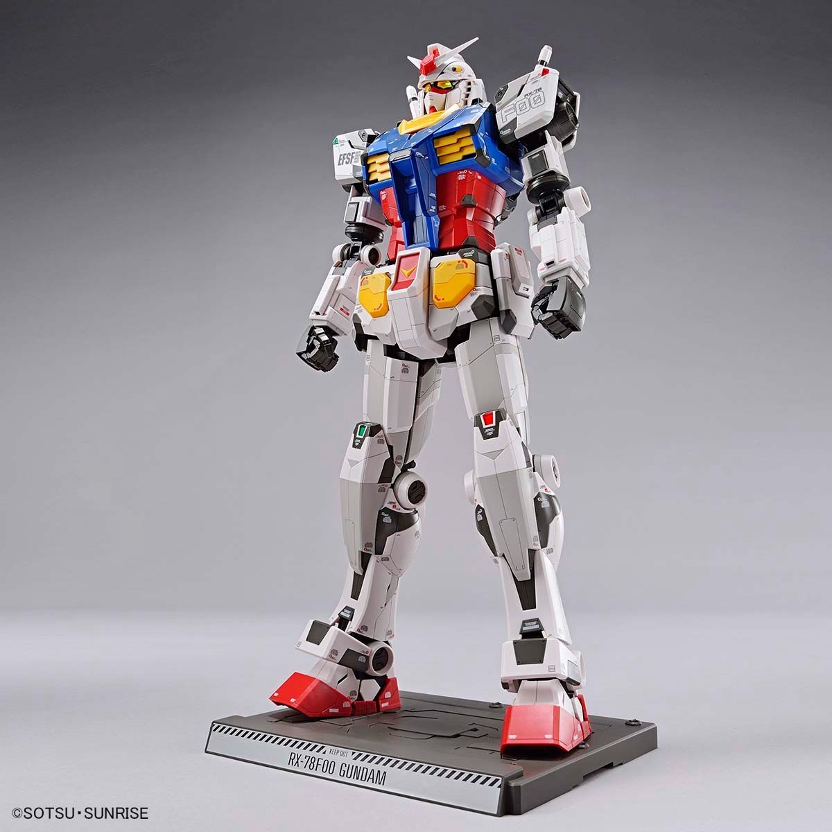 Bandai 1/48 RX-78F00 Gundam Factory Yokohama Limited Model