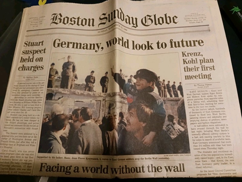 Sunday Boston Globe Germany World Look To Future November 11 1989 Berlin Wall
