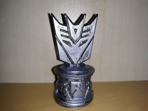 Silver Emblem Pawn Chess Piece Decepticon '06 Hasbro Transformers Plastic 2 3/4" - Picture 3 of 7
