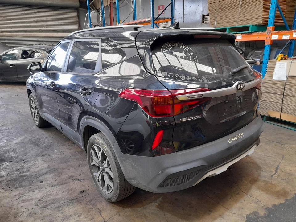 KIA SELTOS A/C COMPRESSOR SP2, 2.0, PETROL, 07/19- - image 4 of 4