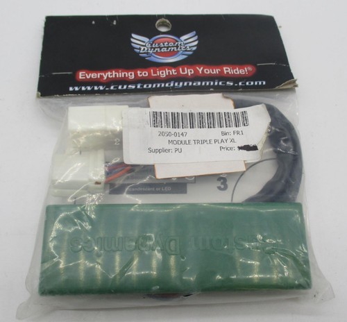Harley Davidson Custom Dynamics 2050-0147 Smart Triple Play Converter XL - Picture 2 of 4